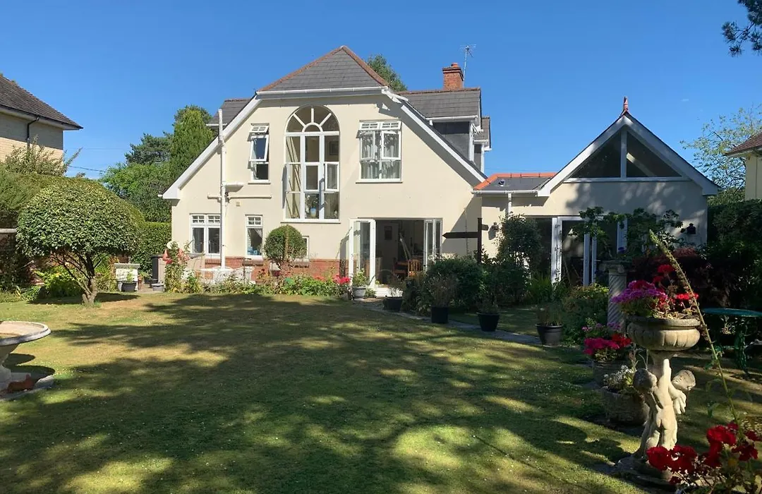 Heatherdene House-1